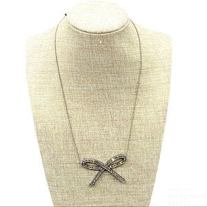 Express Bow Necklace